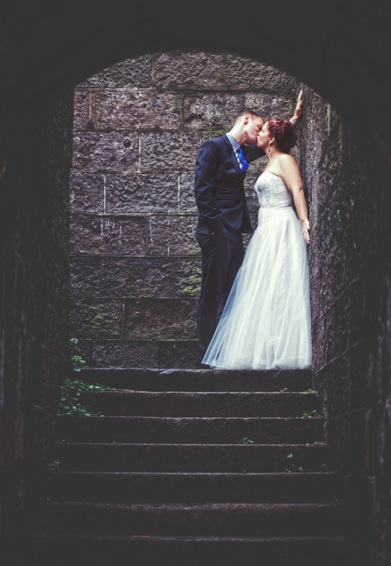 Nicola & Richards Wedding day at The Dunedin Club, Dunedin, NZ. Great grunge locations in Dunedin for their portrait shoot